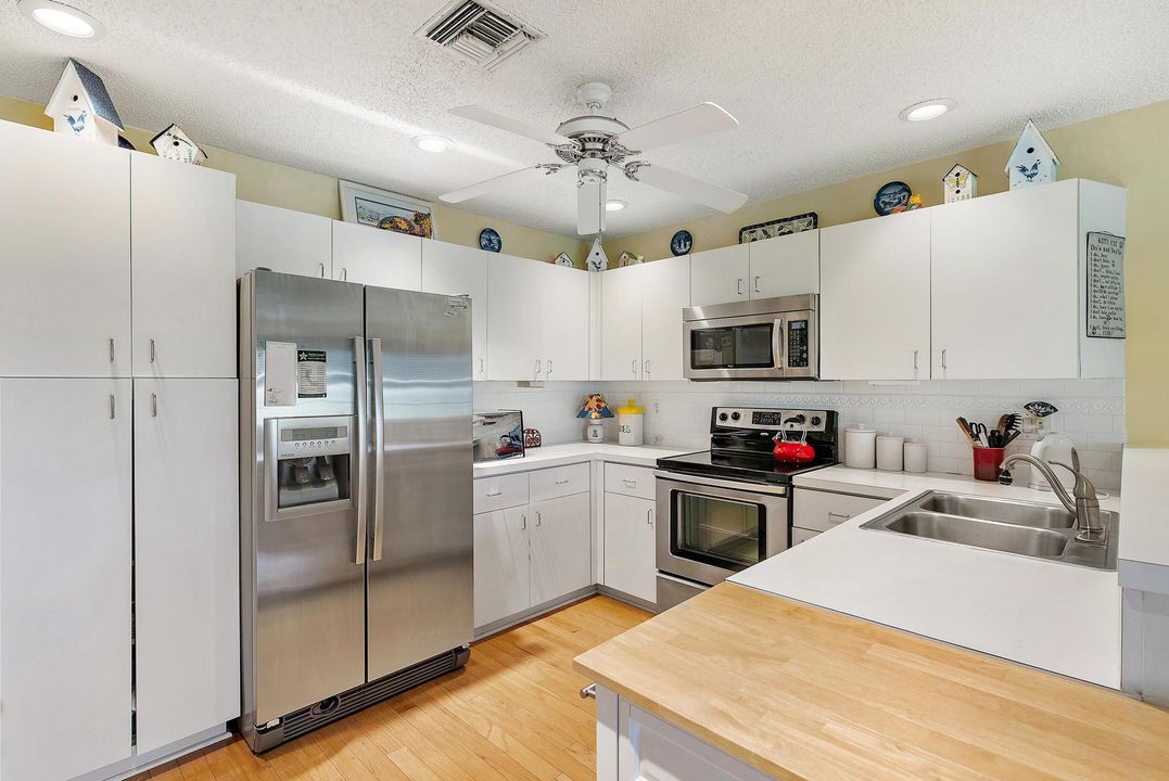 En Venta: $569,000 (2 camas, 2 baños, 1648 Pies cuadrados)