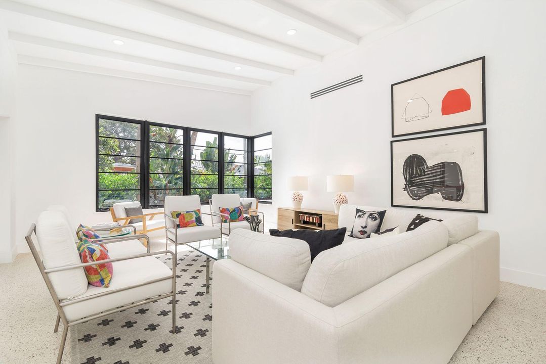 На продажу: $1,195,000 (4 спален, 3 ванн, 1835 Квадратных фут)