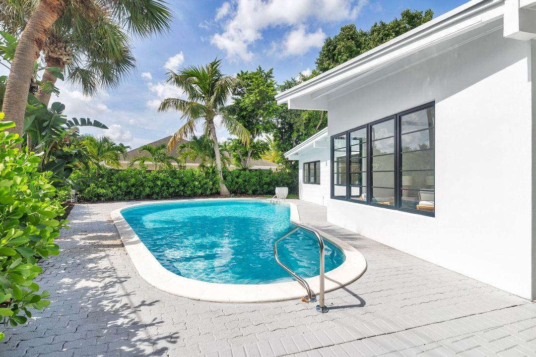 На продажу: $1,195,000 (4 спален, 3 ванн, 1835 Квадратных фут)