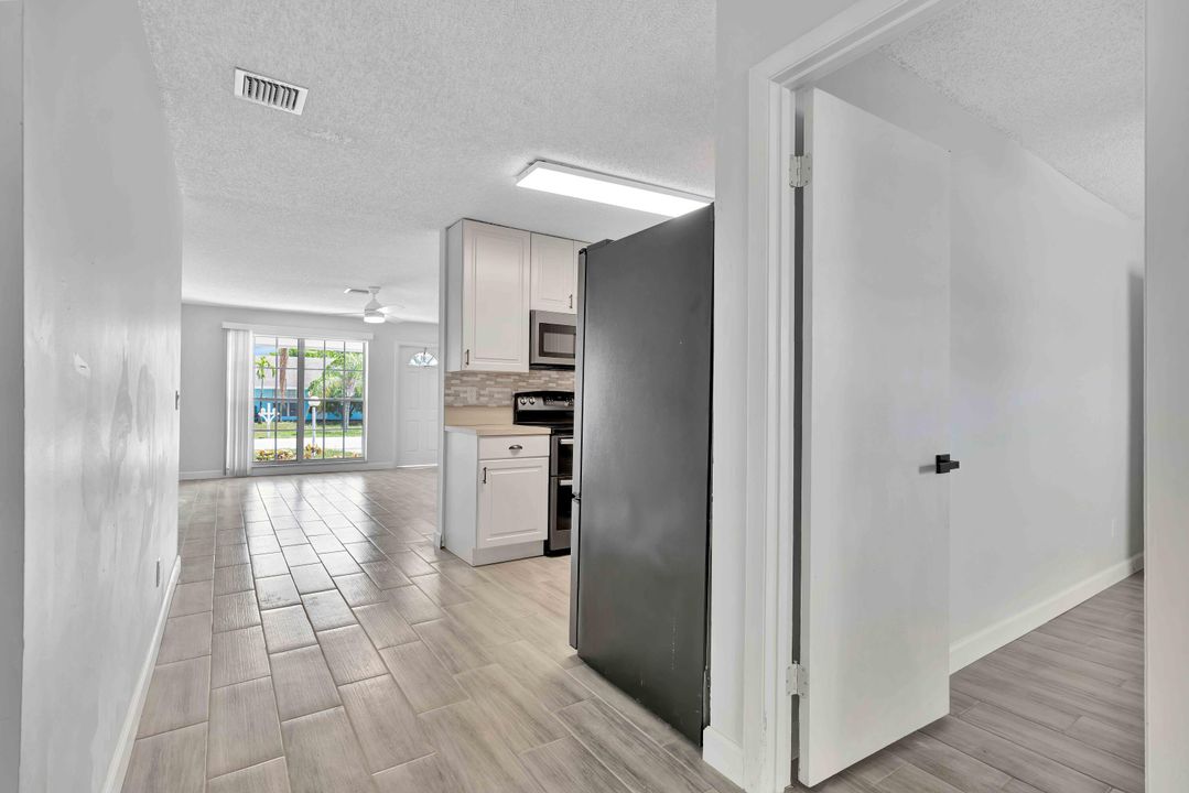 合同活跃: $289,000 (3 贝兹, 2 浴室, 1263 平方英尺)