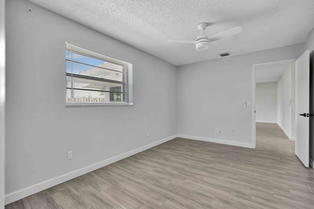 合同活跃: $289,000 (3 贝兹, 2 浴室, 1263 平方英尺)