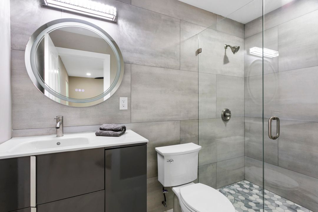 En Venta: $1,600,000 (4 camas, 3 baños, 1960 Pies cuadrados)