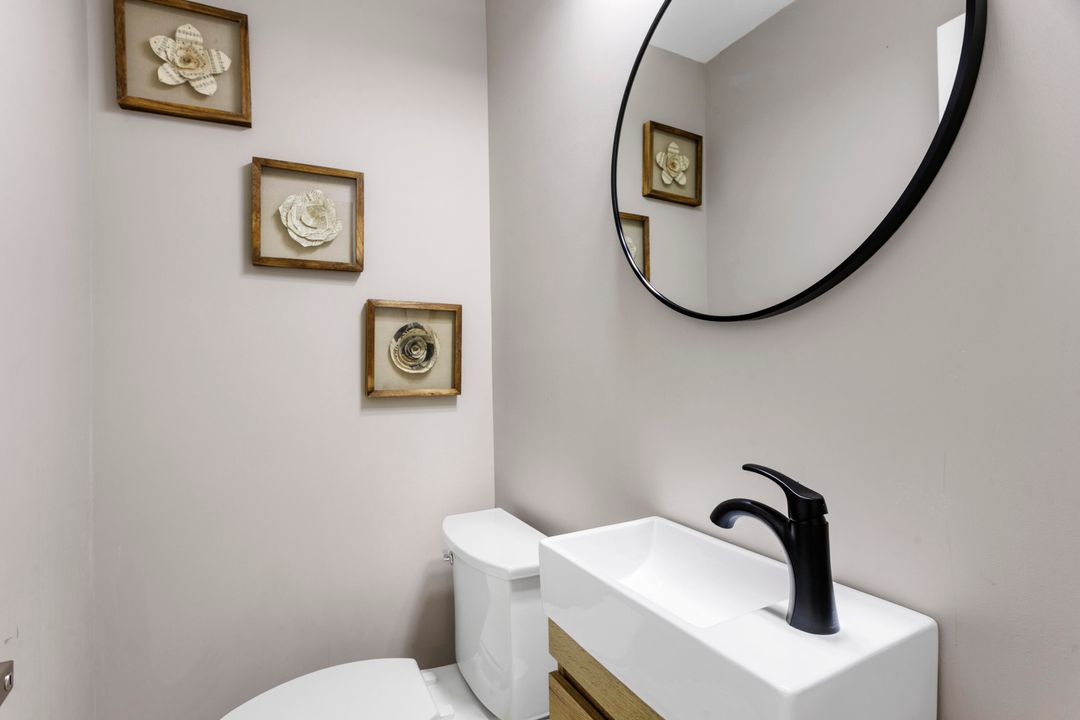 En Venta: $1,600,000 (4 camas, 3 baños, 1960 Pies cuadrados)