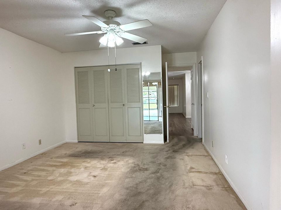 For Sale: $82,500 (1 beds, 1 baths, 772 Square Feet)