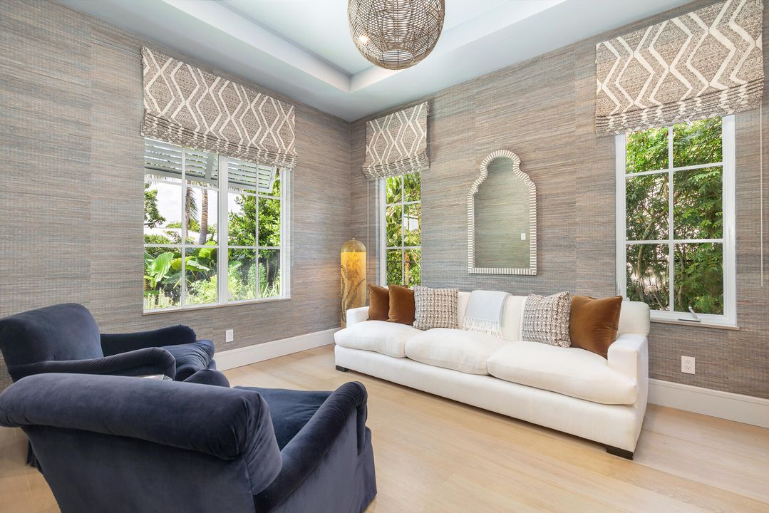 Active With Contract: $4,895,000 (4 beds, 4 baths, 3865 Square Feet)