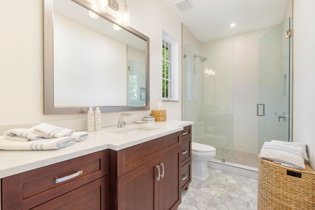 Active With Contract: $4,895,000 (4 beds, 4 baths, 3865 Square Feet)