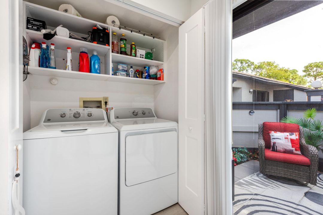 待售: $308,900 (2 贝兹, 2 浴室, 1120 平方英尺)