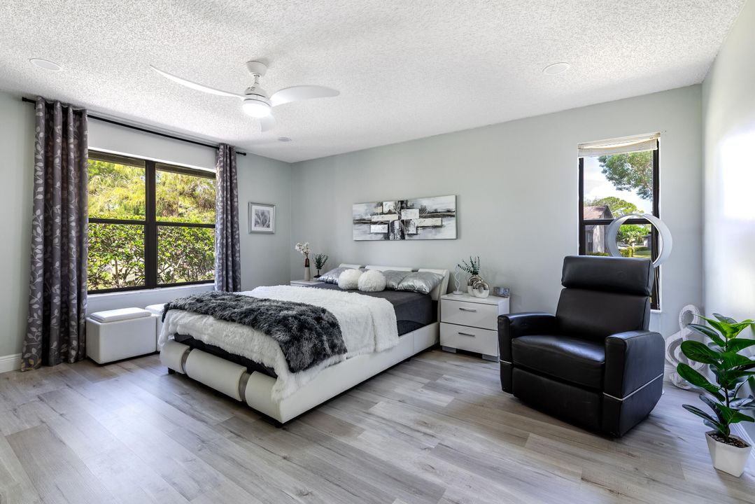 待售: $308,900 (2 贝兹, 2 浴室, 1120 平方英尺)