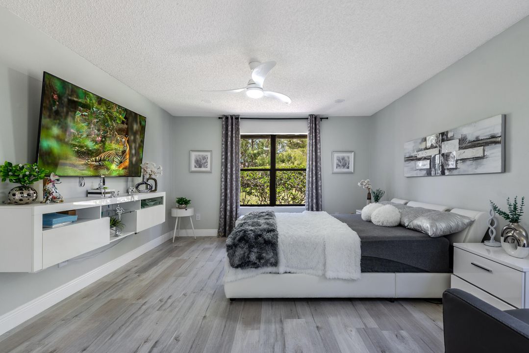 待售: $308,900 (2 贝兹, 2 浴室, 1120 平方英尺)