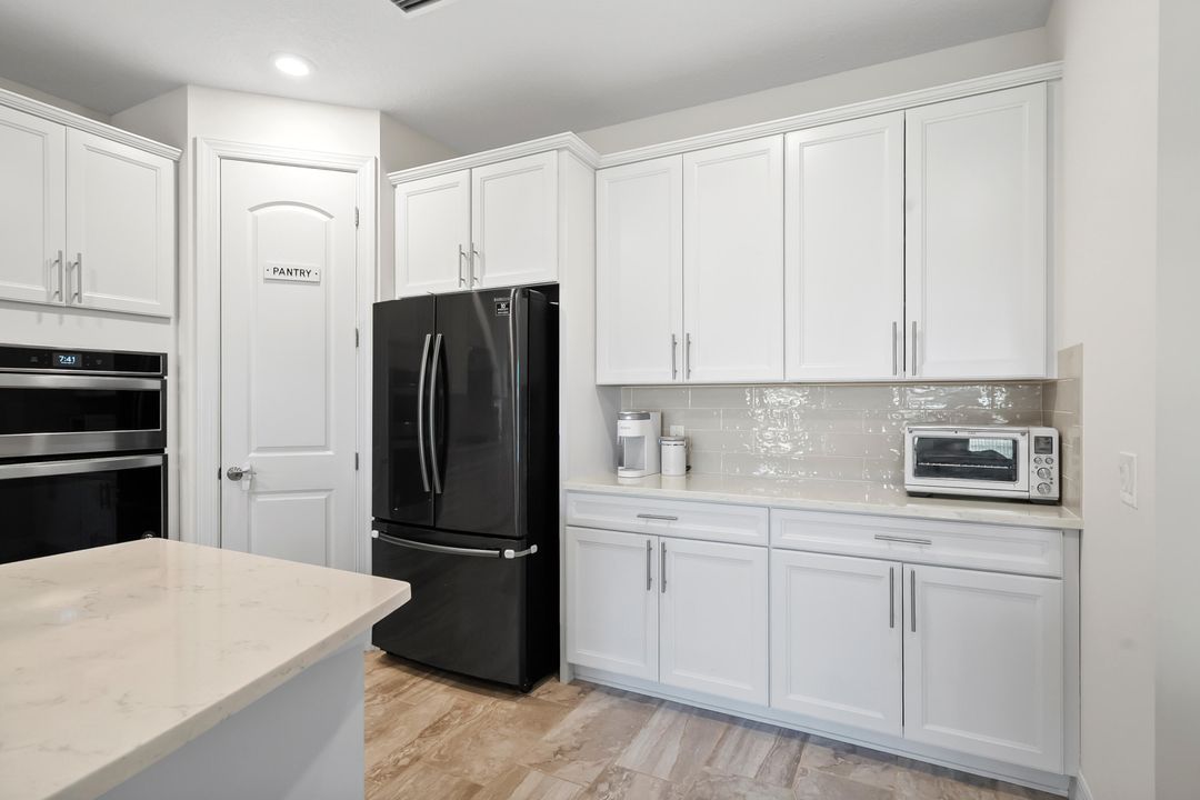 Active With Contract: $599,000 (4 beds, 3 baths, 2503 Square Feet)