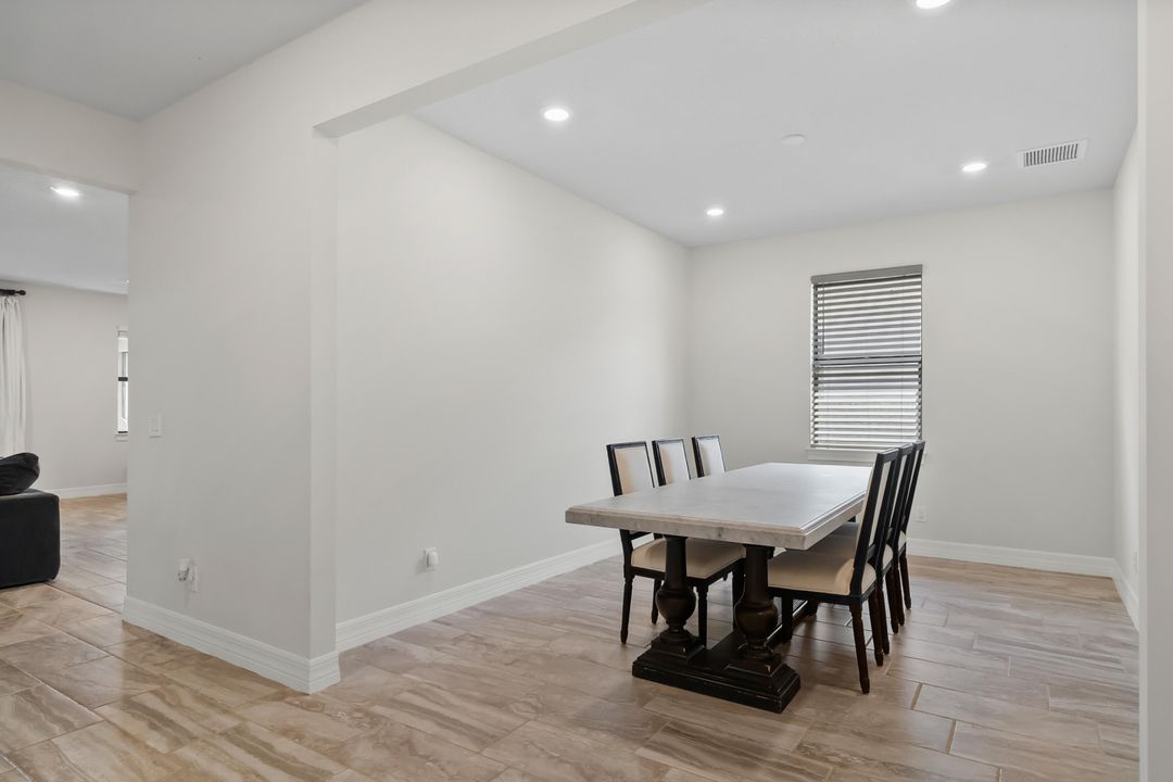 Active With Contract: $599,000 (4 beds, 3 baths, 2503 Square Feet)