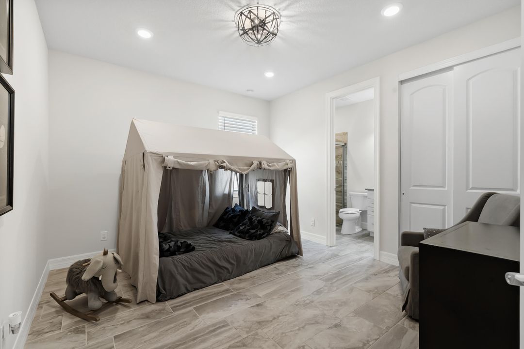 Active With Contract: $599,000 (4 beds, 3 baths, 2503 Square Feet)