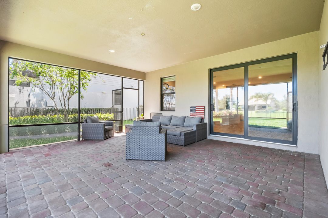 Active With Contract: $599,000 (4 beds, 3 baths, 2503 Square Feet)