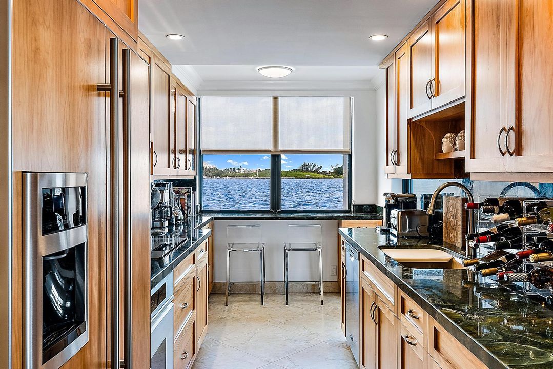 Active With Contract: $975,000 (3 beds, 2 baths, 1668 Square Feet)