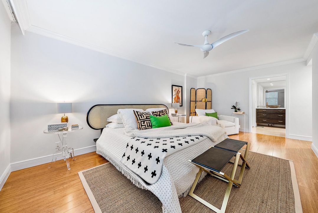 Active With Contract: $975,000 (3 beds, 2 baths, 1668 Square Feet)