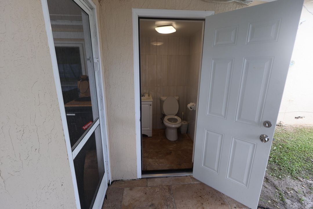 For Sale: $599,900 (4 beds, 2 baths, 1523 Square Feet)