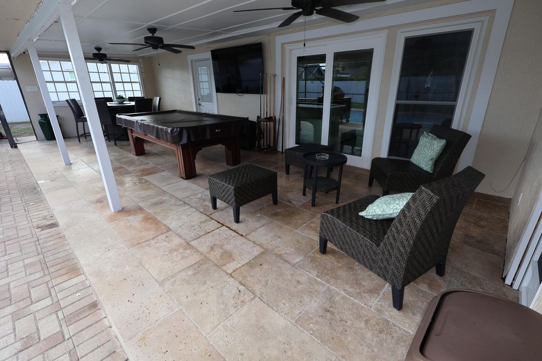 For Sale: $599,900 (4 beds, 2 baths, 1523 Square Feet)