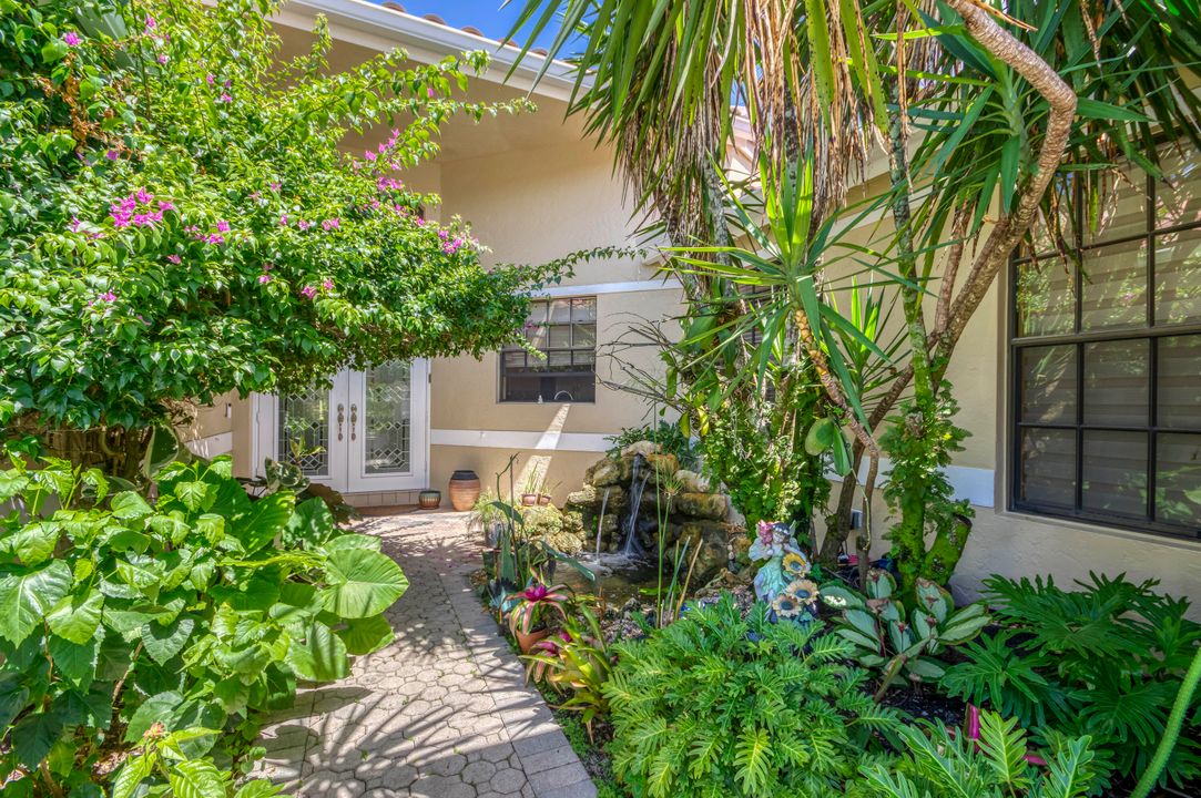 Active With Contract: $9,500 (3 beds, 2 baths, 2400 Square Feet)