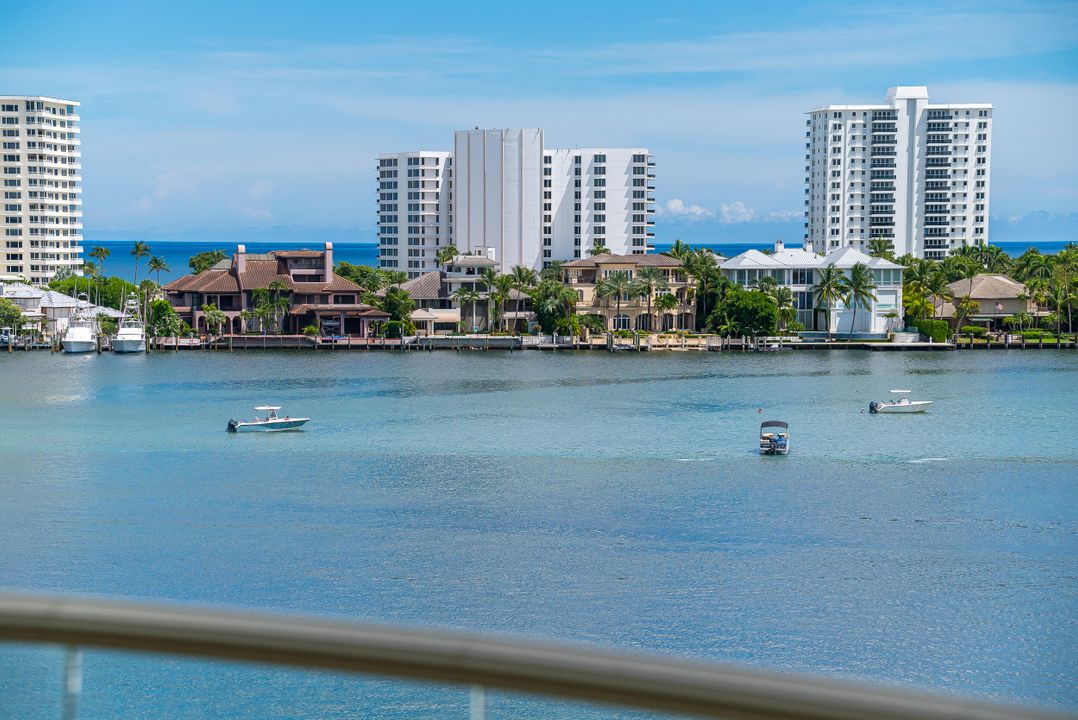 Active With Contract: $3,795,000 (3 beds, 4 baths, 4213 Square Feet)