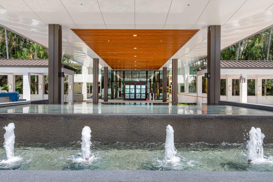 Active With Contract: $3,795,000 (3 beds, 4 baths, 4213 Square Feet)