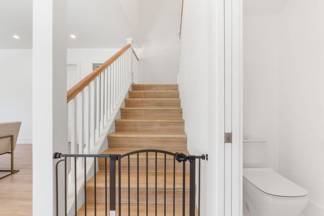 For Rent: $14,750 (3 beds, 3 baths, 2596 Square Feet)