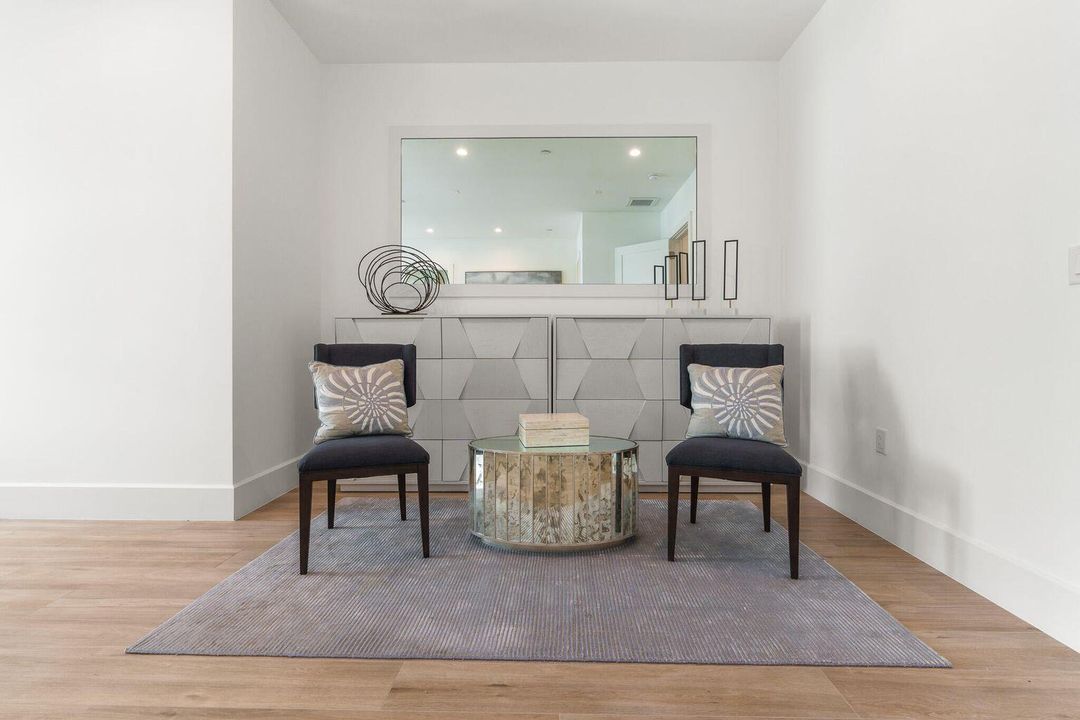 For Rent: $14,750 (3 beds, 3 baths, 2596 Square Feet)