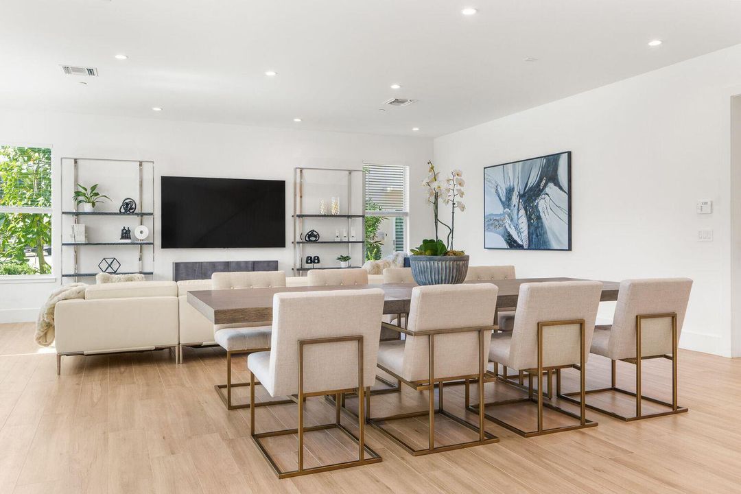 For Rent: $14,750 (3 beds, 3 baths, 2596 Square Feet)