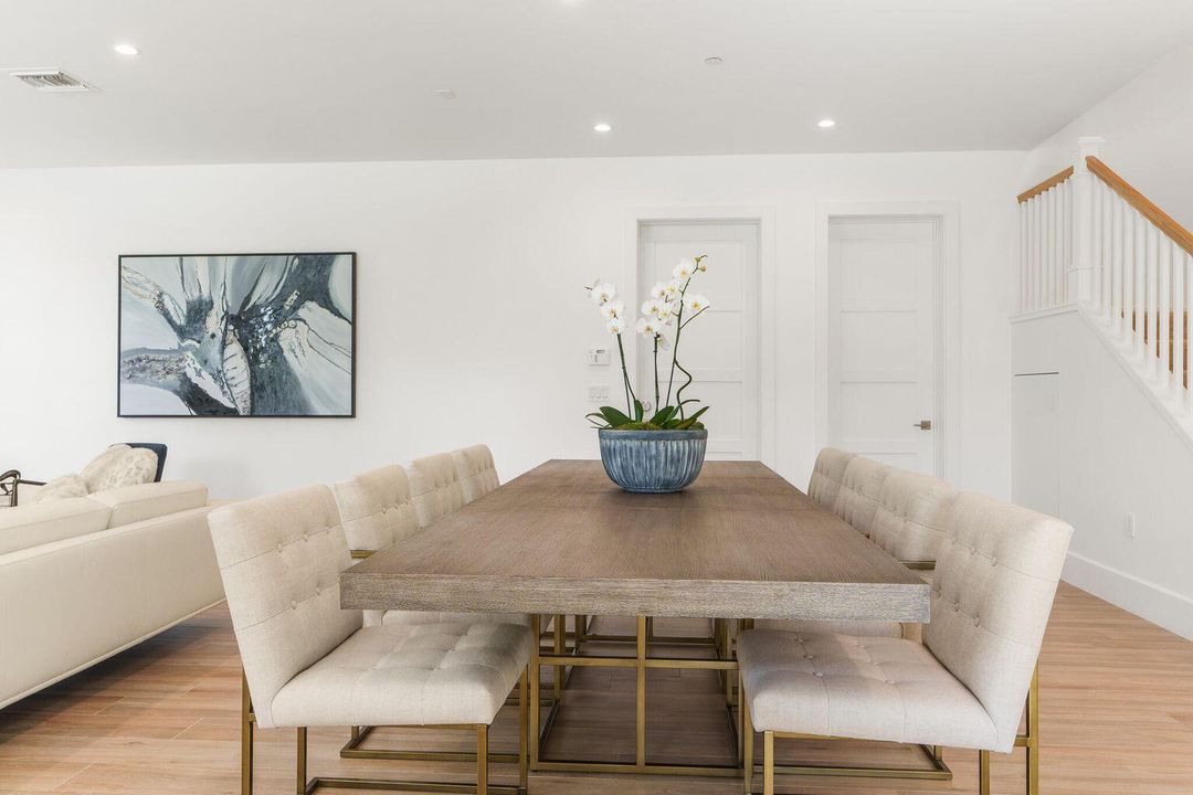 For Rent: $14,750 (3 beds, 3 baths, 2596 Square Feet)