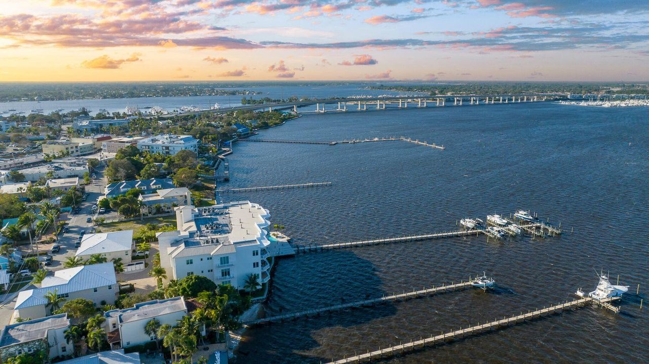 For Rent: $14,750 (3 beds, 3 baths, 2596 Square Feet)