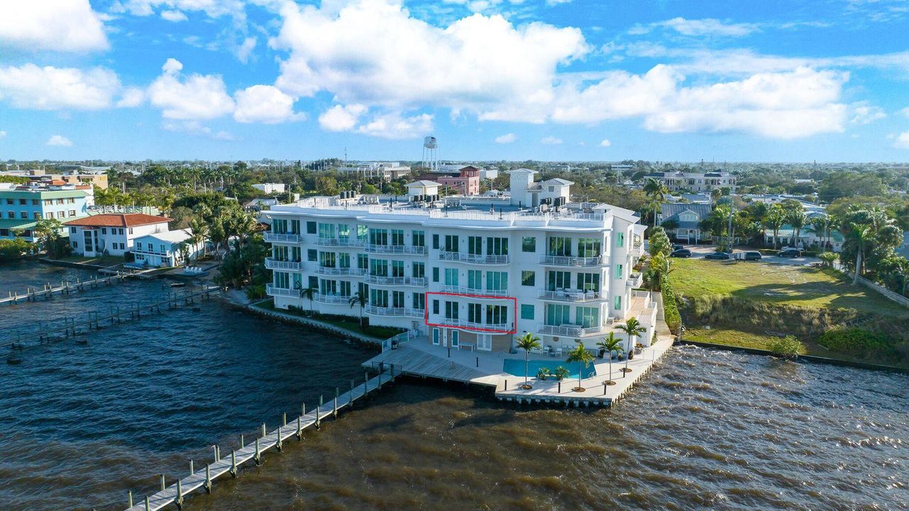 For Rent: $14,750 (3 beds, 3 baths, 2596 Square Feet)