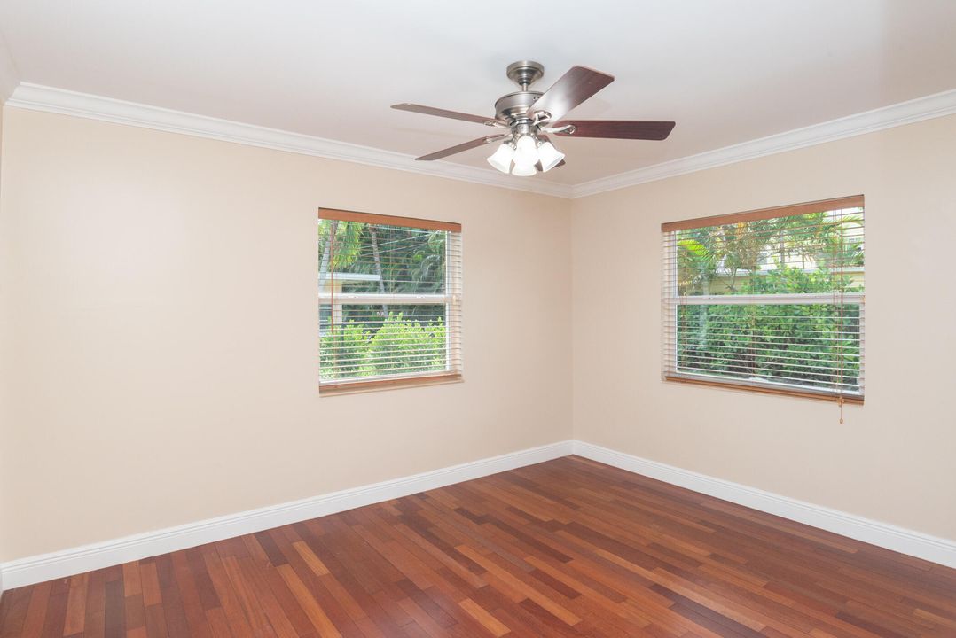 合同活跃: $4,500 (3 贝兹, 2 浴室, 1538 平方英尺)