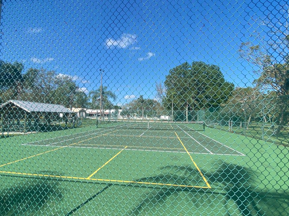 На продажу: $45,000 (2 спален, 2 ванн, 1400 Квадратных фут)