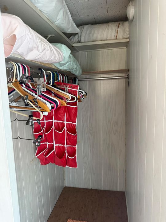 На продажу: $625,000 (2 спален, 1 ванн, 1100 Квадратных фут)