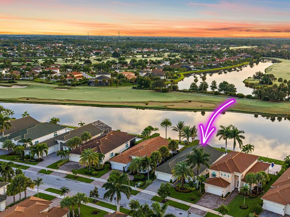 Recently Sold: $2,099,000 (3 beds, 2 baths, 2618 Square Feet)