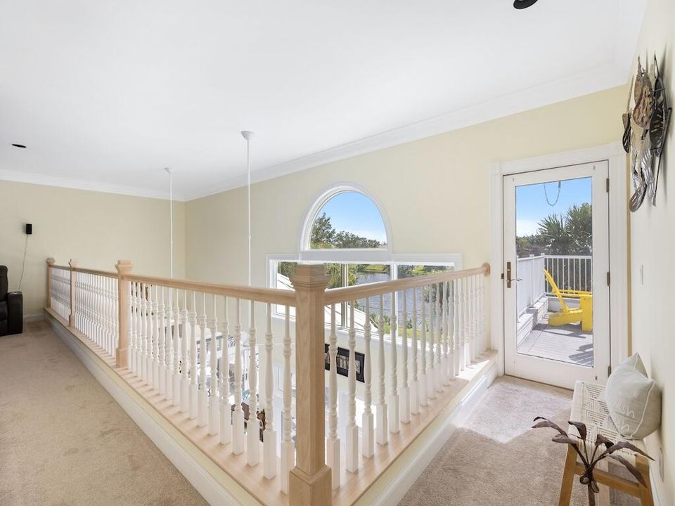 For Sale: $1,685,000 (4 beds, 3 baths, 3728 Square Feet)