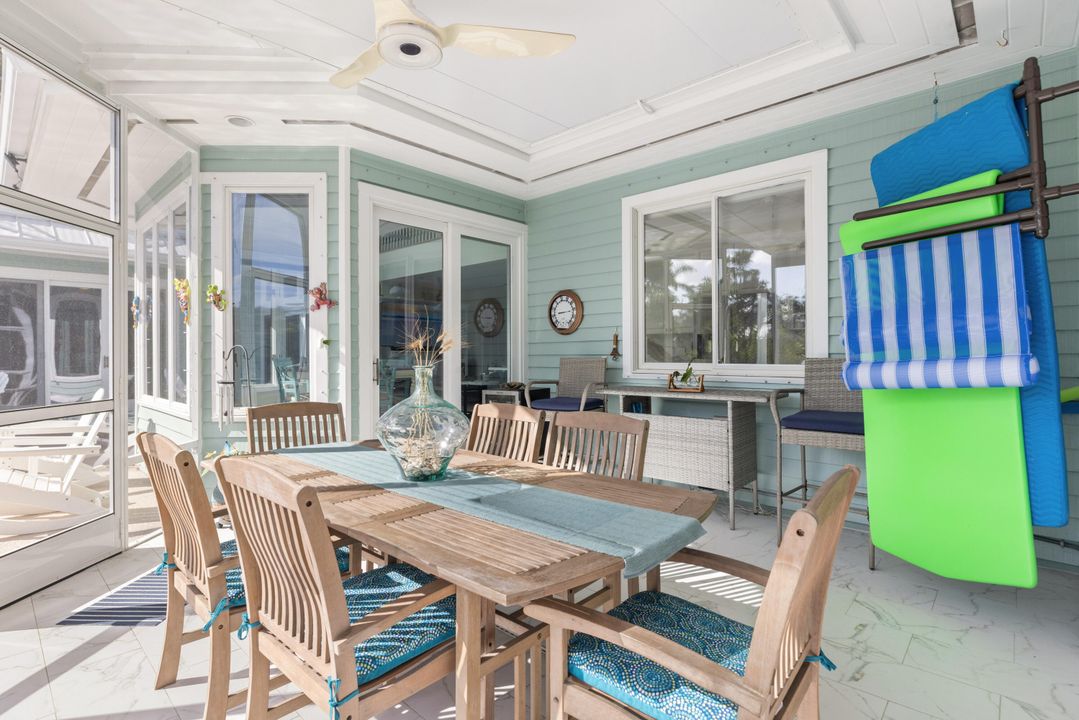 For Sale: $1,685,000 (4 beds, 3 baths, 3728 Square Feet)