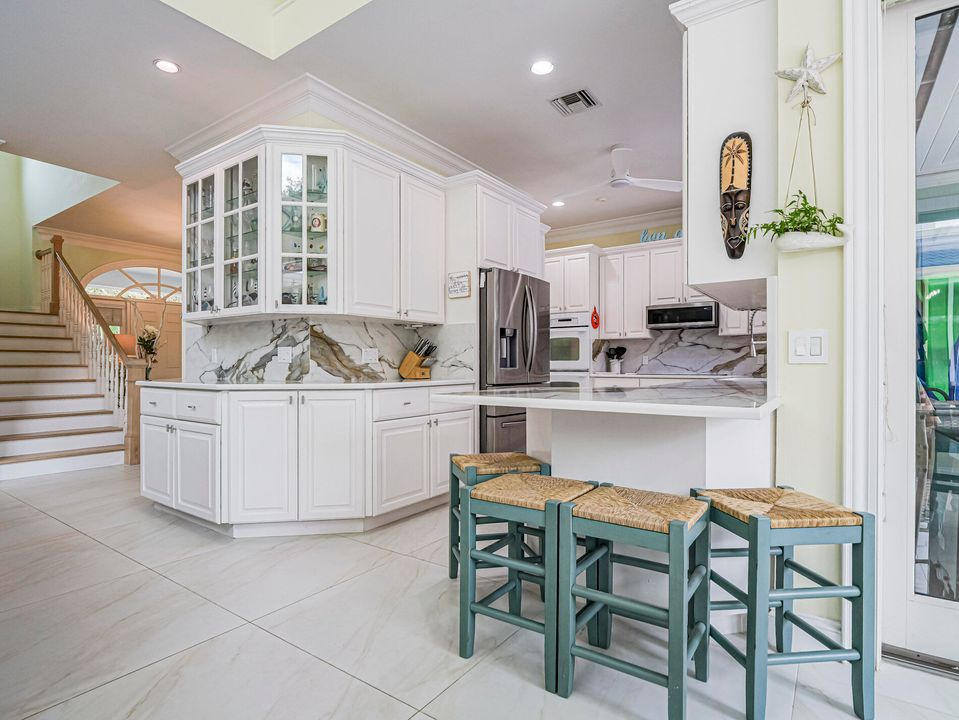 For Sale: $1,685,000 (4 beds, 3 baths, 3728 Square Feet)