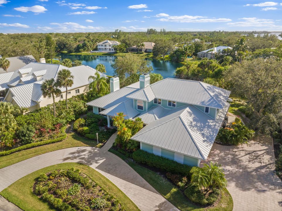 For Sale: $1,685,000 (4 beds, 3 baths, 3728 Square Feet)