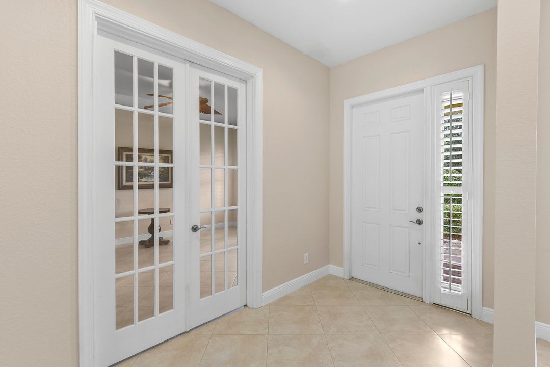 En Venta: $889,000 (4 camas, 4 baños, 3911 Pies cuadrados)