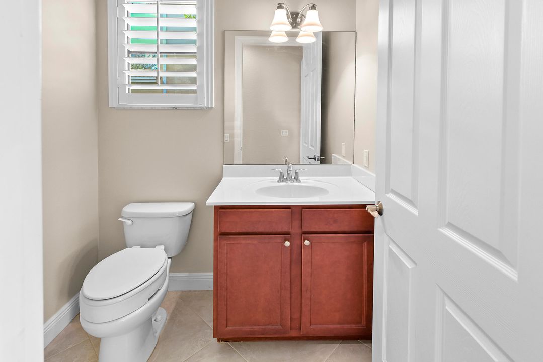 En Venta: $889,000 (4 camas, 4 baños, 3911 Pies cuadrados)