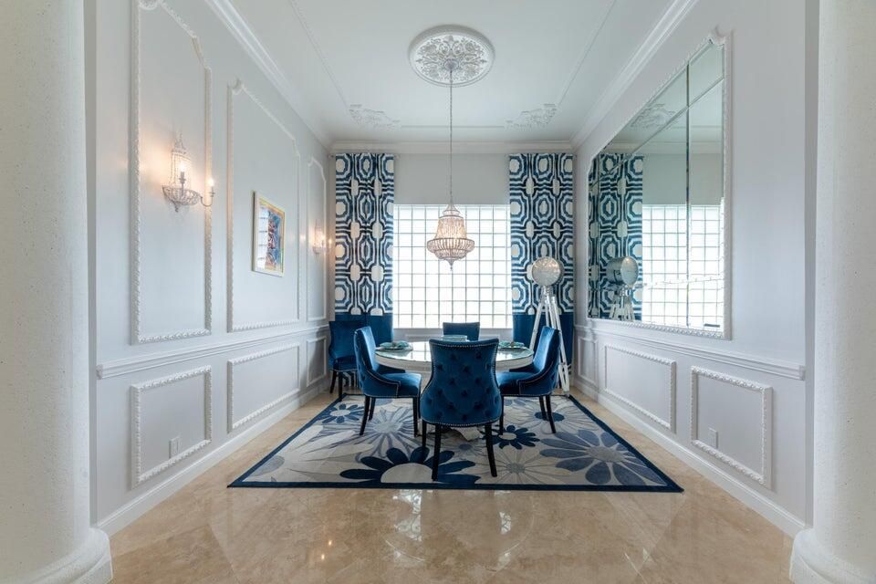 Под контрактом: $2,450,000 (4 спален, 3 ванн, 3319 Квадратных фут)