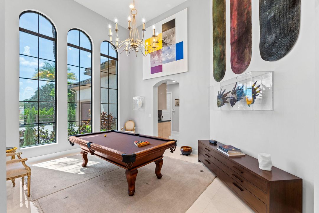 For Sale: $8,500,000 (9 beds, 10 baths, 8814 Square Feet)