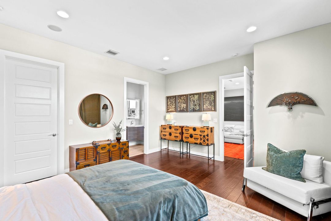 For Sale: $8,500,000 (9 beds, 10 baths, 8814 Square Feet)