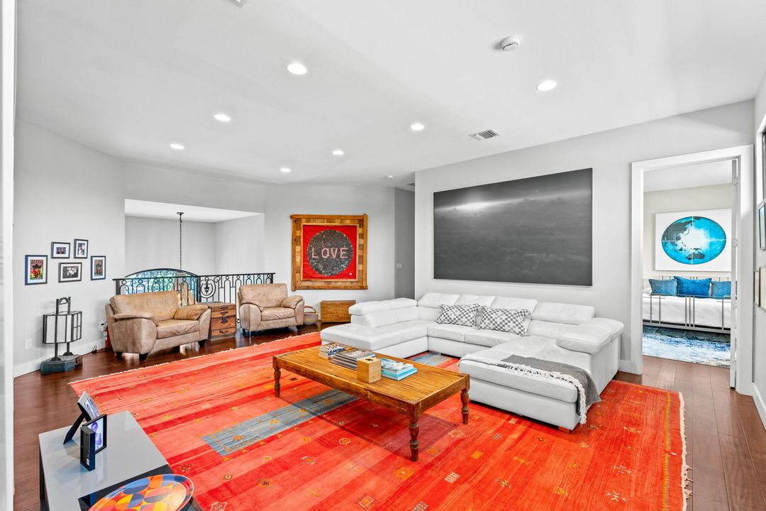 For Sale: $8,500,000 (9 beds, 10 baths, 8814 Square Feet)