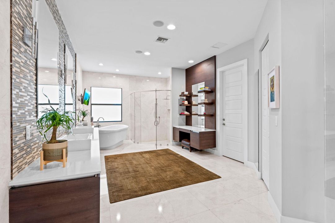 For Sale: $8,500,000 (9 beds, 10 baths, 8814 Square Feet)