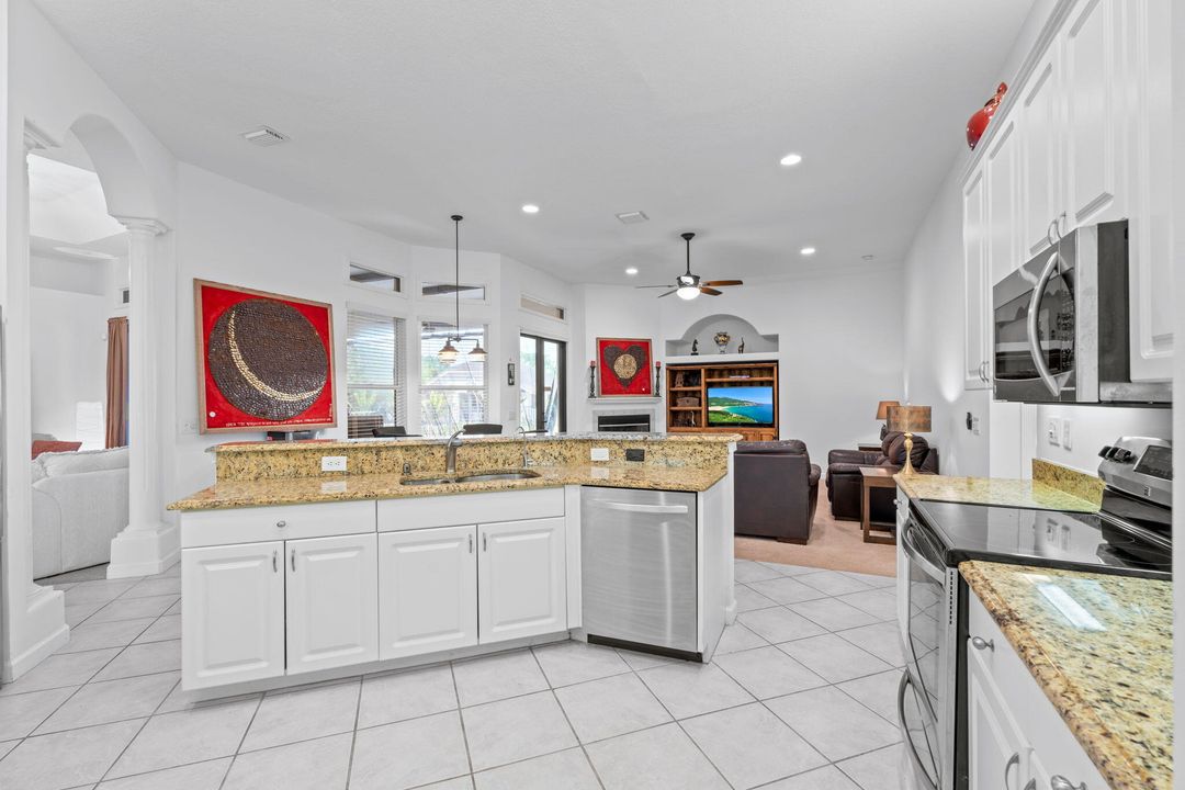 For Sale: $8,500,000 (9 beds, 10 baths, 8814 Square Feet)