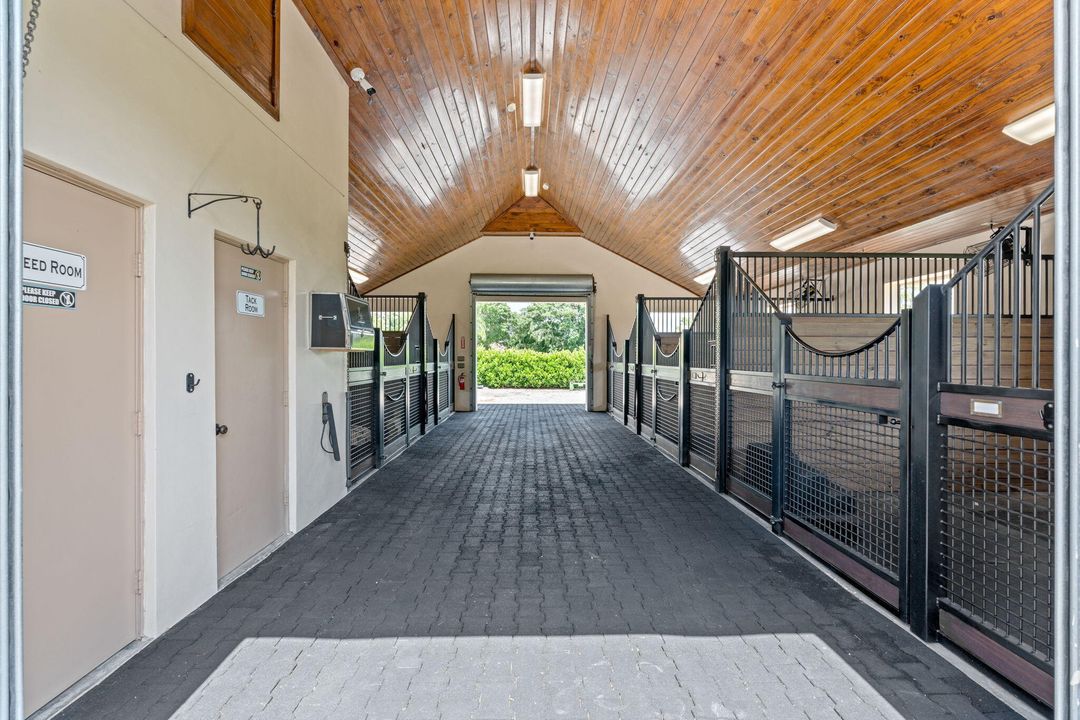 For Sale: $8,500,000 (9 beds, 10 baths, 8814 Square Feet)