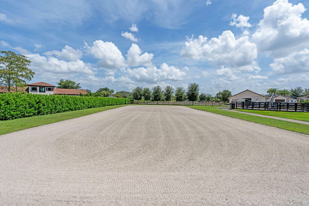 For Sale: $8,500,000 (9 beds, 10 baths, 8814 Square Feet)