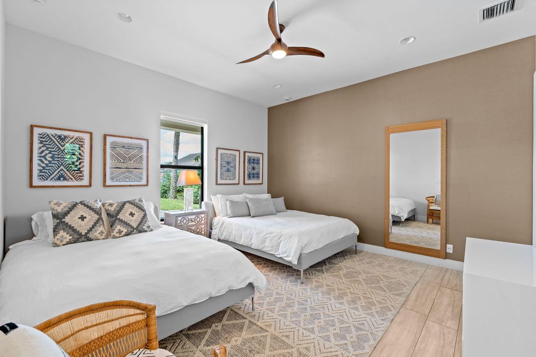 For Sale: $8,500,000 (9 beds, 10 baths, 8814 Square Feet)