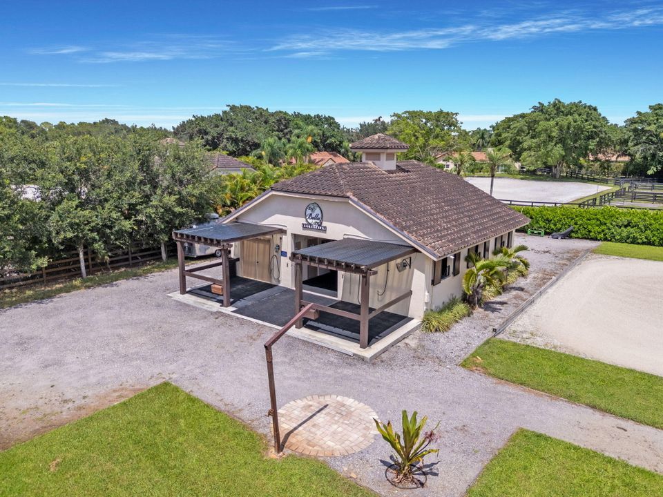 For Sale: $8,500,000 (9 beds, 10 baths, 8814 Square Feet)